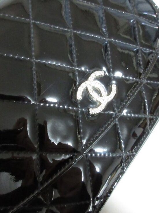 Chanel Brilliant Patent Quilted Chain Wallet Black